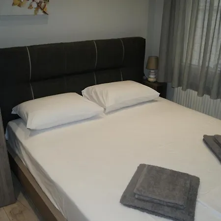 City Room *